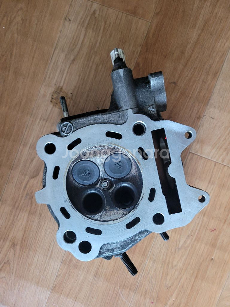 4행정 엔진 부품저이맥스300아이헤더 팝니다--1