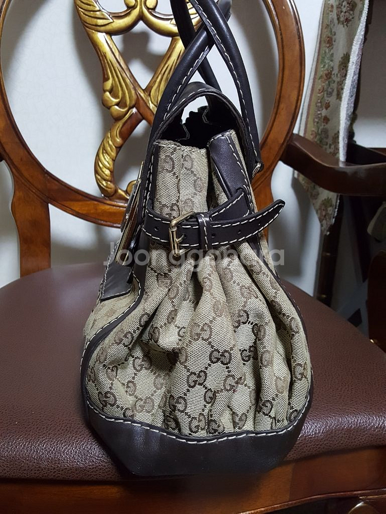 정품구찌숄더백--2