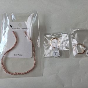 새상품 써지컬 귀걸이 반지2개 일괄