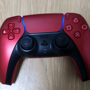 듀얼센스 볼케닉레드