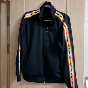 널디 트랙탑 L사이즈