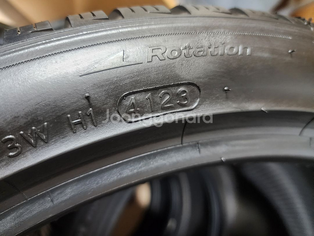 한국 벤투스 에보3 윈터 (G80.19인치) 및 실내용품--3