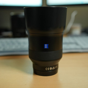 소니 자이즈 바티스 85mm 렌즈