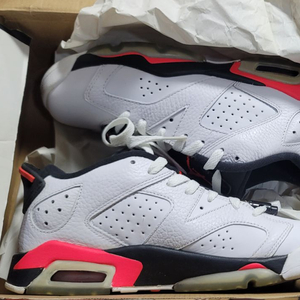 에어조던6 레트로 로우