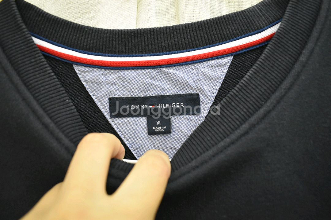 타미힐피거 남성 맨투맨 105--1