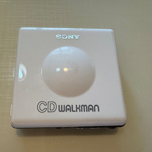 소니 디스크맨 D82 화이트