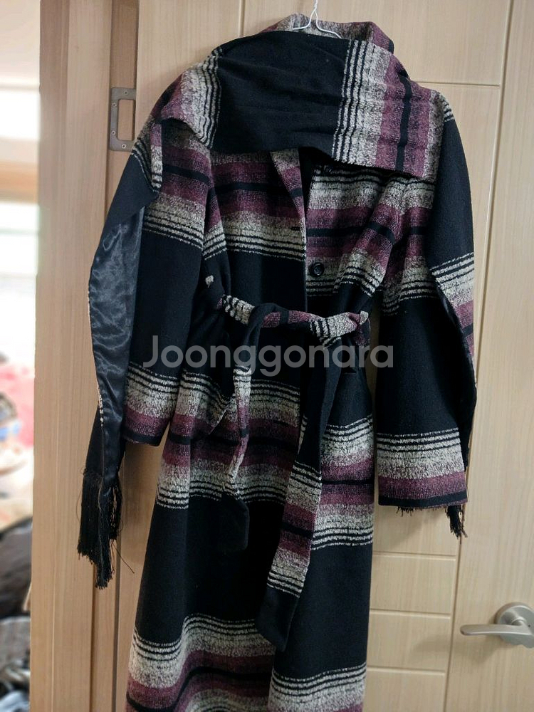 스트라이프 롱 코트--2