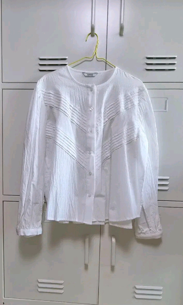 위아히얼 프릴 블라우스 - 화이트--5