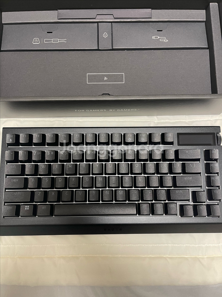 블랙위도우 v4 75 pro 무선 키보드 정품--0