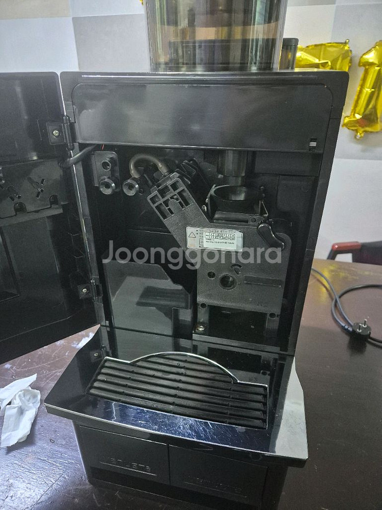 베누스타 전자동 에스프레소 커피머신 제조 2022년11월.--5