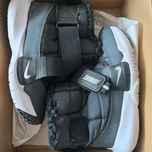 키즈 나이키부츠