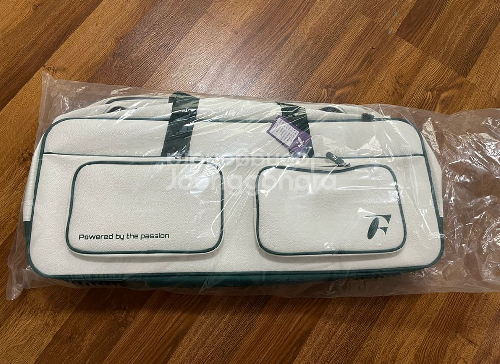 배드민턴 가방 팝니다--0