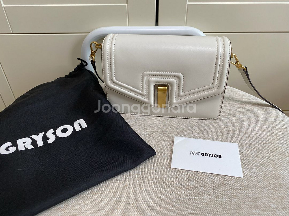 조이그라이슨 나오미 미니 크로스백 새상품--1