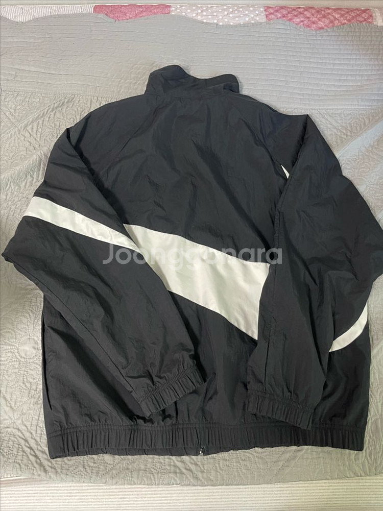 나이키 스우시 트랙탑--1