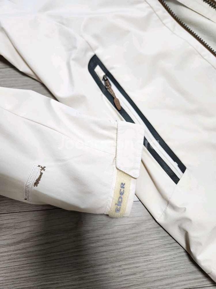 [95]아이더 헤르온 여성 바람막이 자켓--6