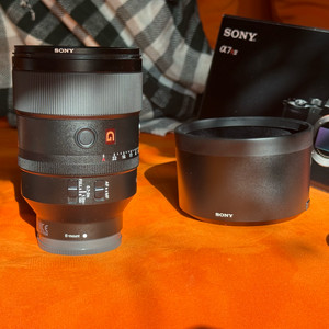 소니 FE 135mm F1.8 GM 렌즈