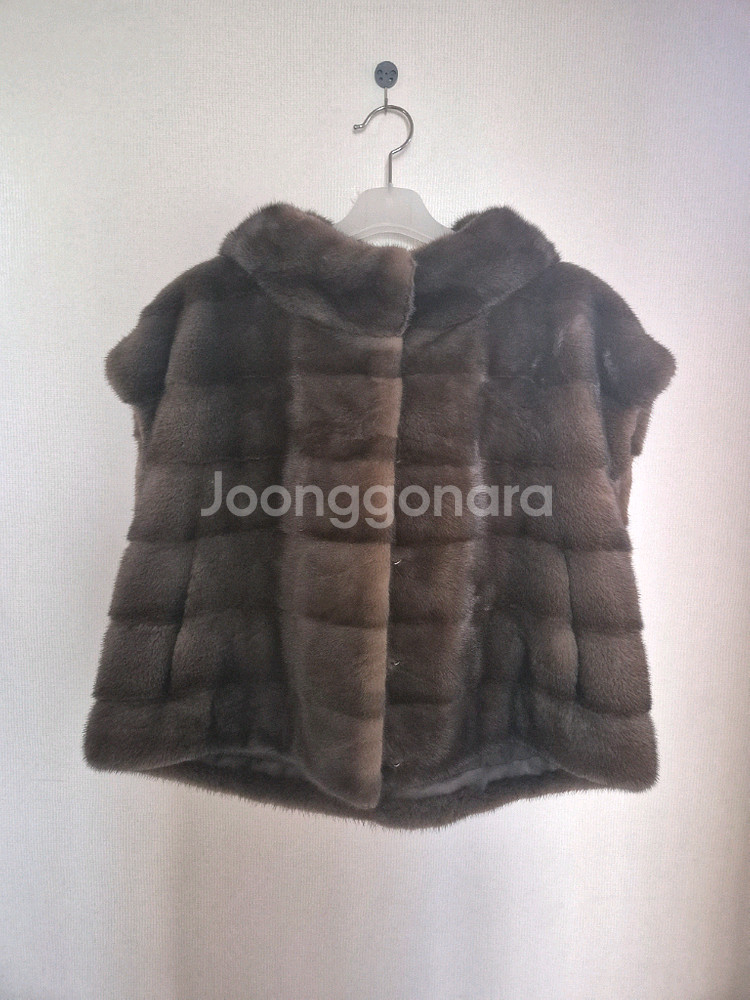 캡소매 후드밍크 베스트--0