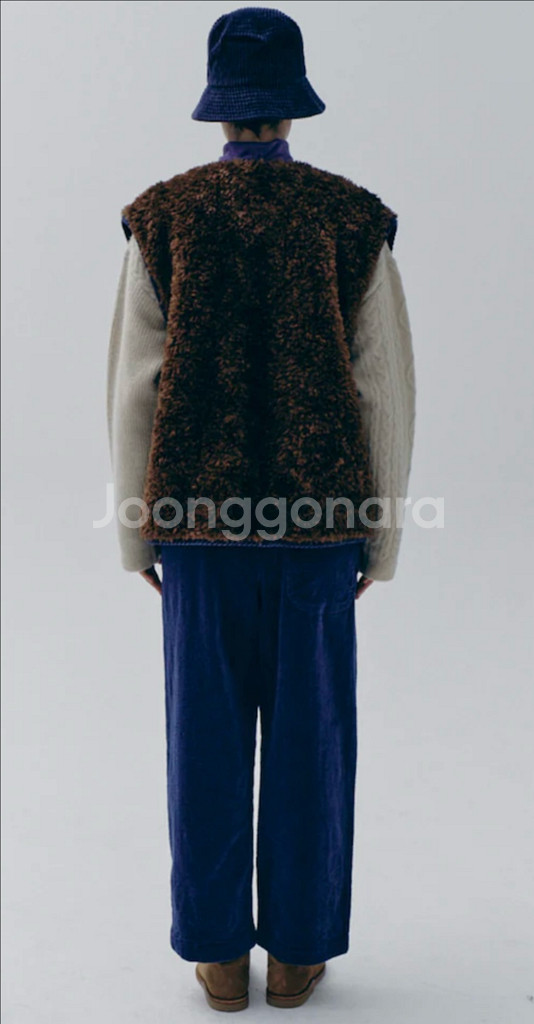 비이커 니트 리버시블 에코 퍼 베스트--3