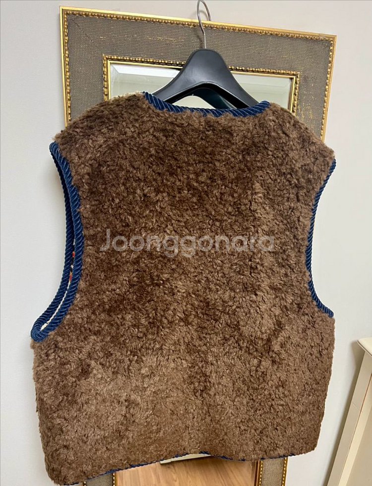 비이커 니트 리버시블 에코 퍼 베스트--8