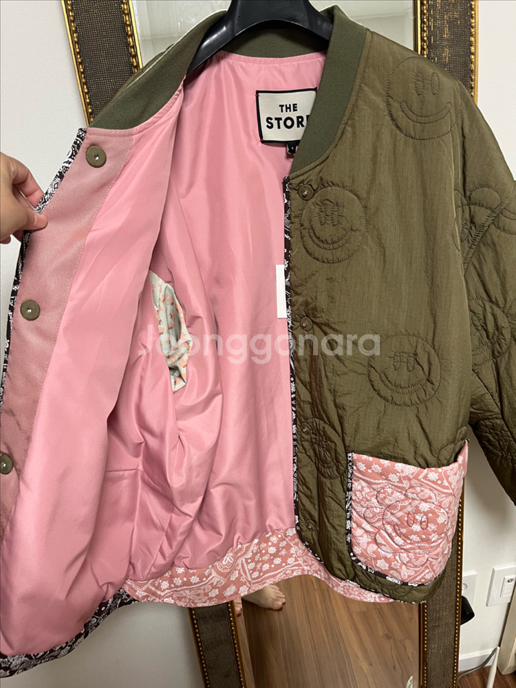 한섬 더 스토어 페이즐리 퀄팅 점퍼--4