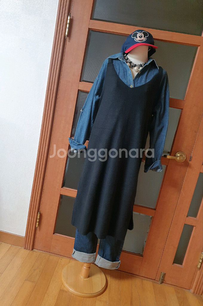 (새제품)기모니트 뷔스티에 롱원피스 블랙--0