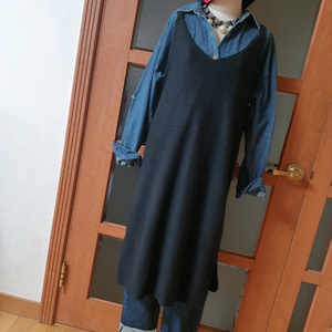 (새제품)기모니트 뷔스티에 롱원피스 블랙