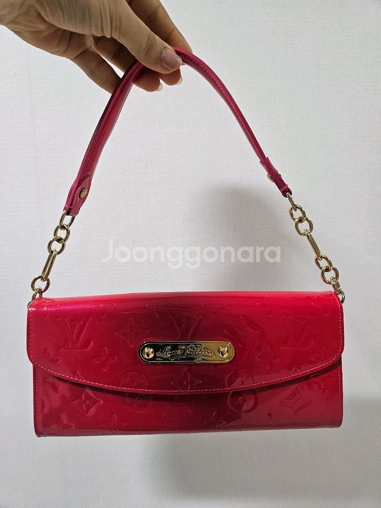 루이비통 미니숄더백--0