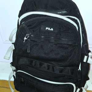 휠라 남여공용 링크 백팩 블랙