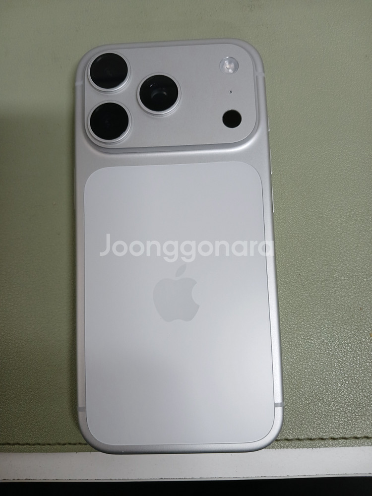 아이폰17프로 512기가 실버 실사용3일 풀박 자급제--0