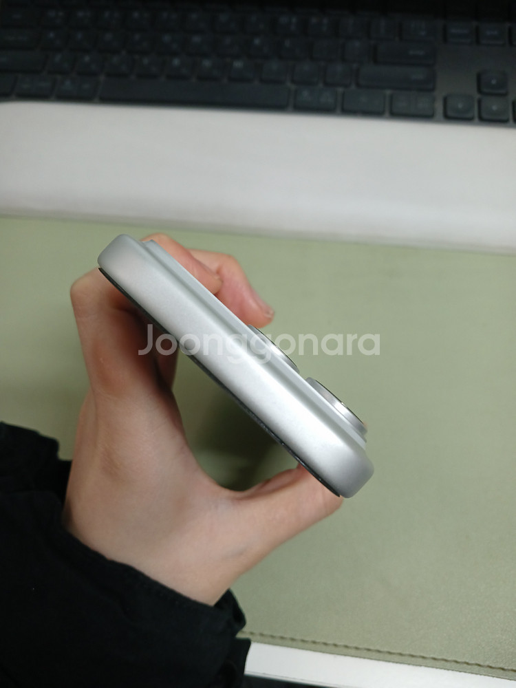 아이폰17프로 512기가 실버 실사용3일 풀박 자급제--2