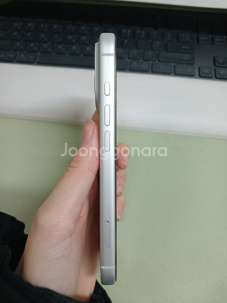 아이폰17프로 512기가 실버 실사용3일 풀박 자급제--3