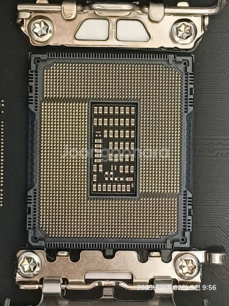 ASUS TUF B660M PLUS WIFI 메인보드--0