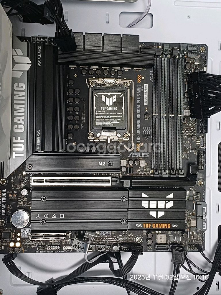 ASUS TUF B660M PLUS WIFI 메인보드--1