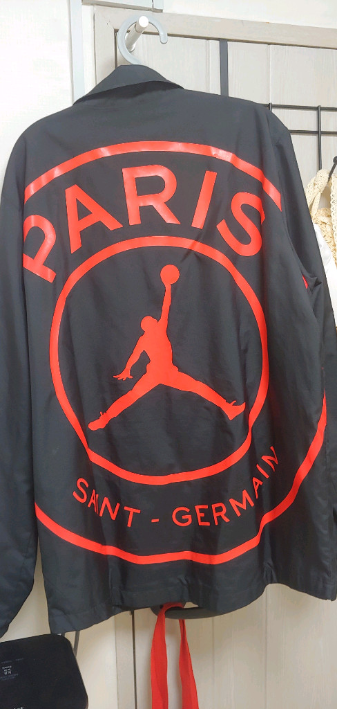 조던 psg 파리 생제르망 코치 자켓 L 레드 판매합니다 이미지