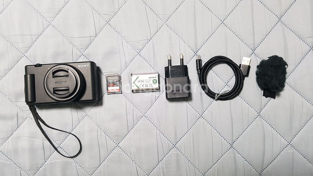 소니 미러리스 카메라 ZV-1F--0