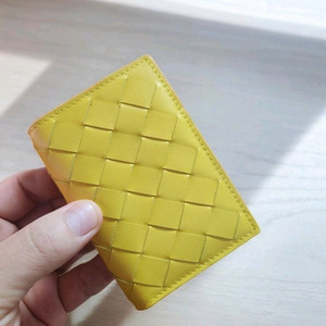 보테가베네타 인트레치아토 반지갑