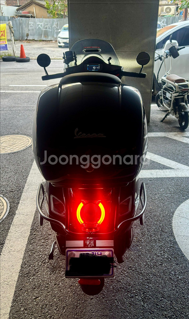 베스파 GTS 300 슈퍼테크--3