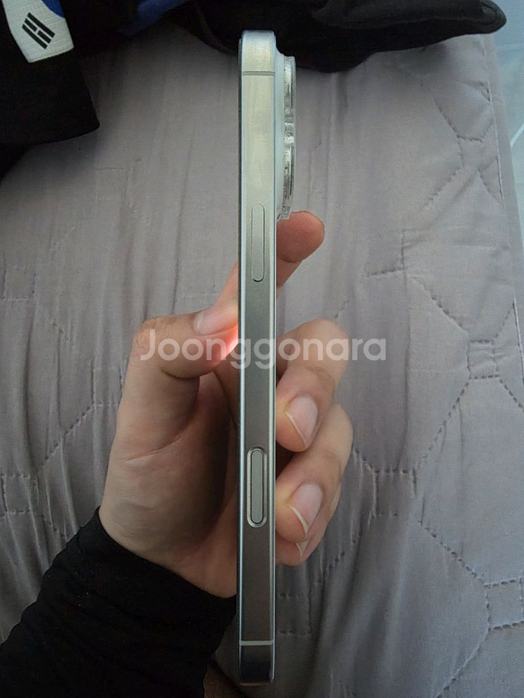 아이폰 16 프로맥스 화이트티타늄 배터리 98--4