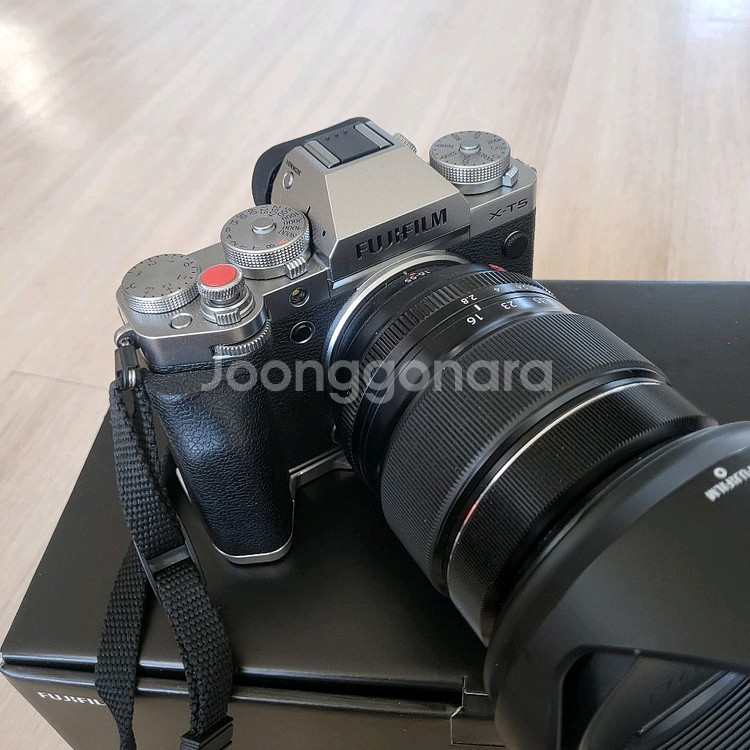 후지필름x-t5 xf16-55 , gr3x 팝니다 풀박스--3