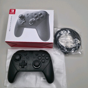 닌텐도 스위치 프로 컨트롤러, 프로콘