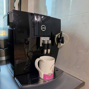 유라 커피머신 임프레샤 J7