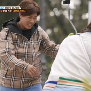 버버리 리버시블 체크 후드 자켓