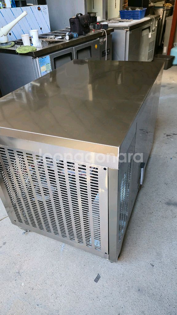 우성간냉식테이블냉장고1200mm판매합니다--3