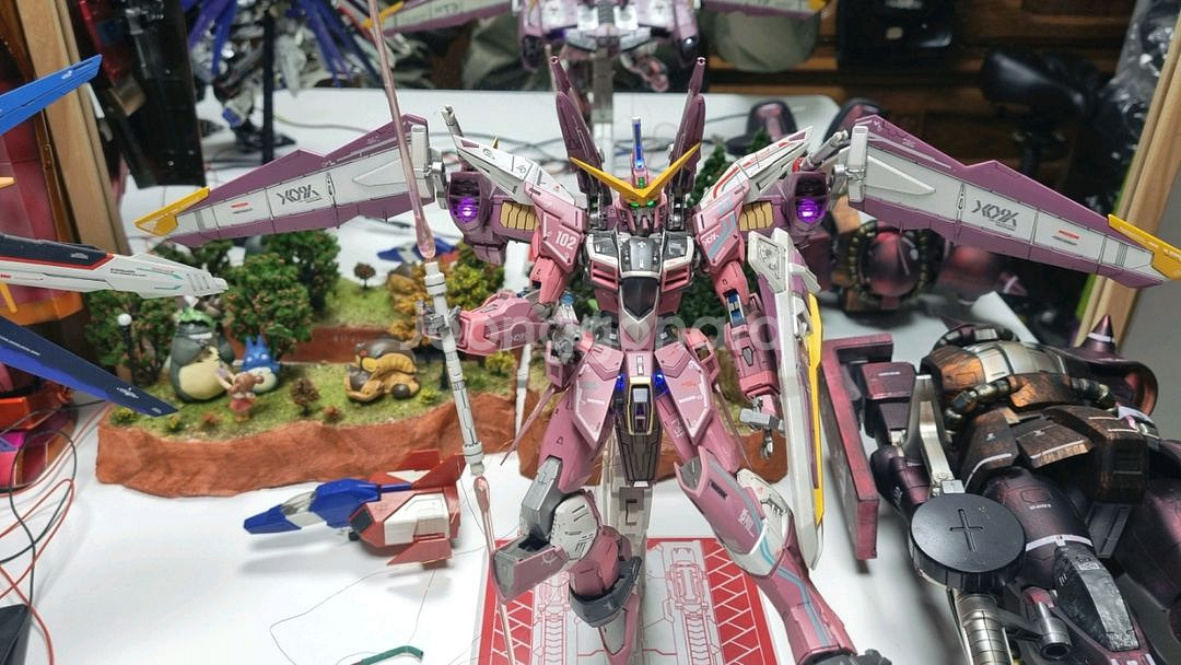 건프라 led도색작 MG급 져스티스건담- 건담 프라모델--0