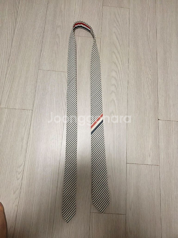 톰브라운 넥타이 백화점판 급매--0