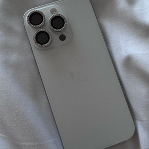 아이폰 16 프로 화이트 애플케어가능.