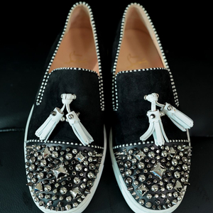 클래식과 반항의 경계 루부탱 슬립온 39