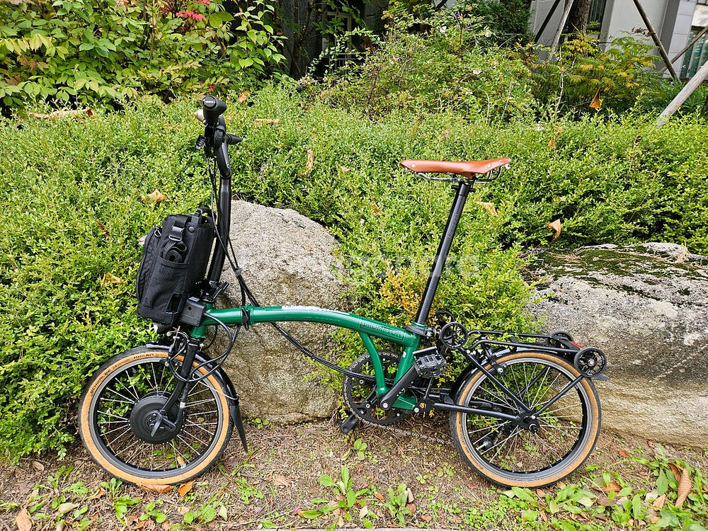 브롬톤24 일렉트릭4단 440에 판매합니다.--1