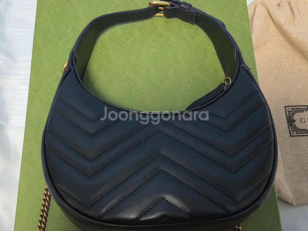 [S급/정품]구찌 GG 마몽 블랙 스몰 숄더백 하프문--3