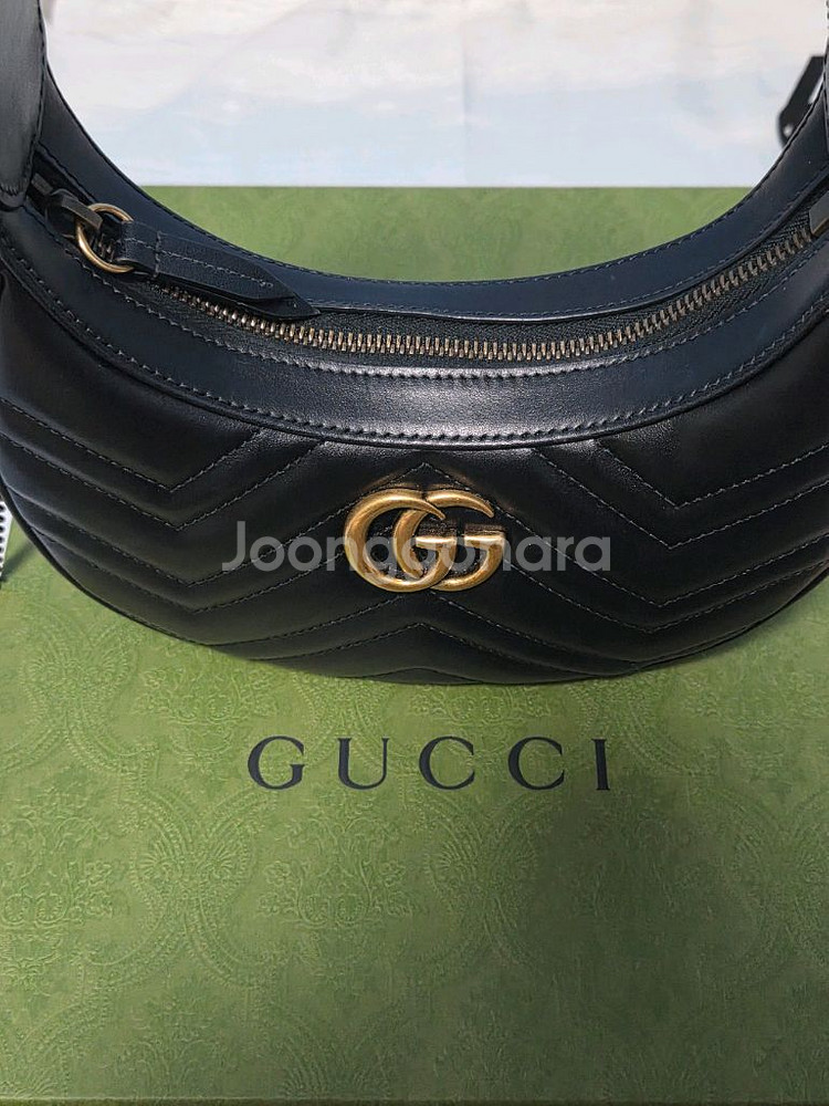 [S급/정품]구찌 GG 마몽 블랙 스몰 숄더백 하프문--4
